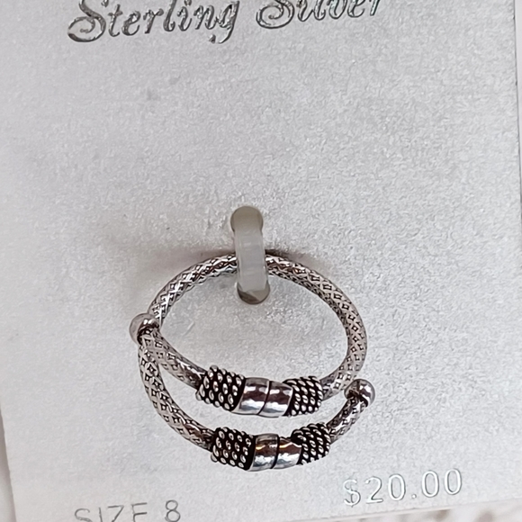 Sterling Silver Women’s Sz 8 Ring - Picture 1 of 7
